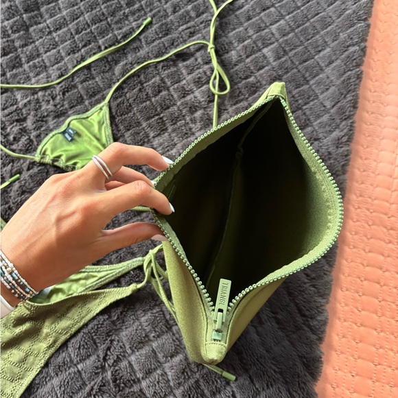 Triangl Vinca Pine Bikini - Picture 9 of 9